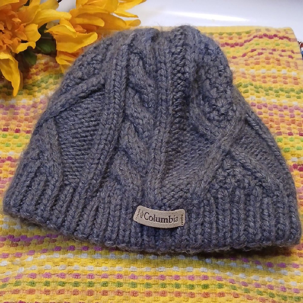 Columbia Gray Cable Knit Beanie Hat Youth